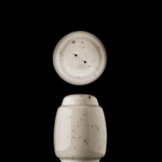 Natural pepper shaker