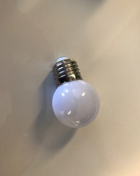 Hvid (varm) LED pære